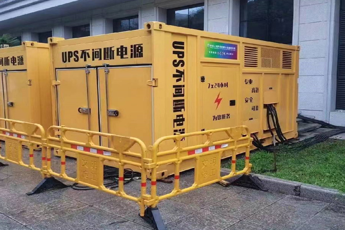 麻山发电机租赁施工现场
